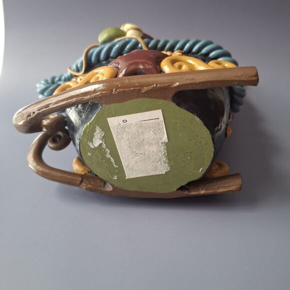 St. Nicholas Santa and Sleigh Resin Excellent Condition Christmas Tree Holiday - Picture 7 of 7